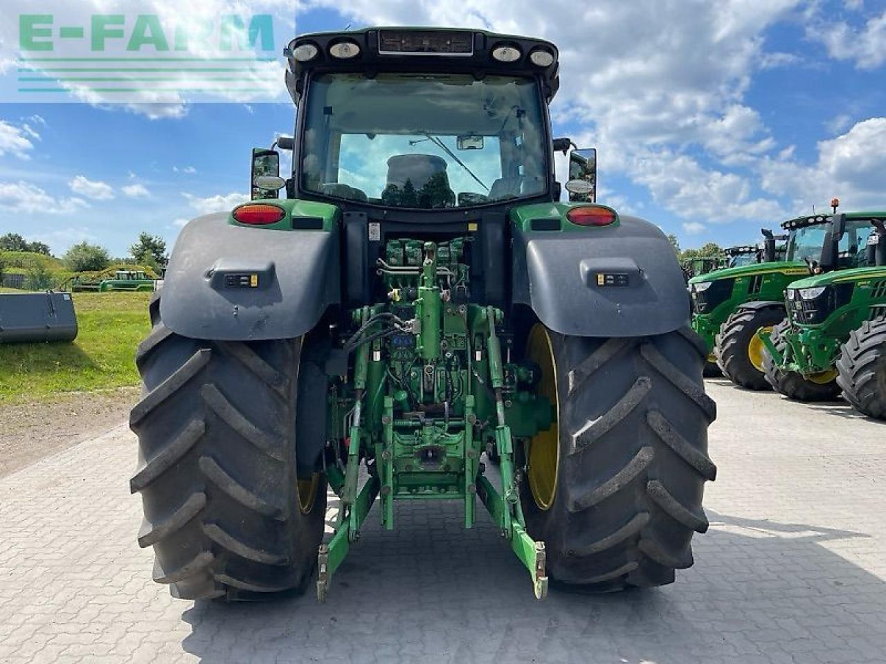 John Deere 6175 r - Farm tractor: picture 4 John Deere 6175 r - Farm tractor: picture 4