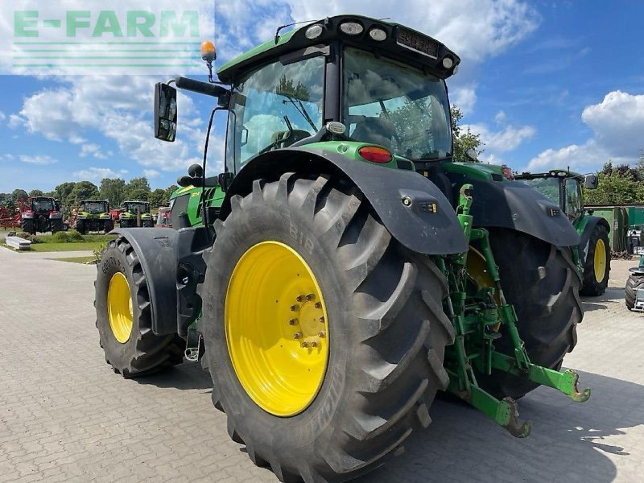 John Deere 6175 r - Farm tractor: picture 3 John Deere 6175 r - Farm tractor: picture 3