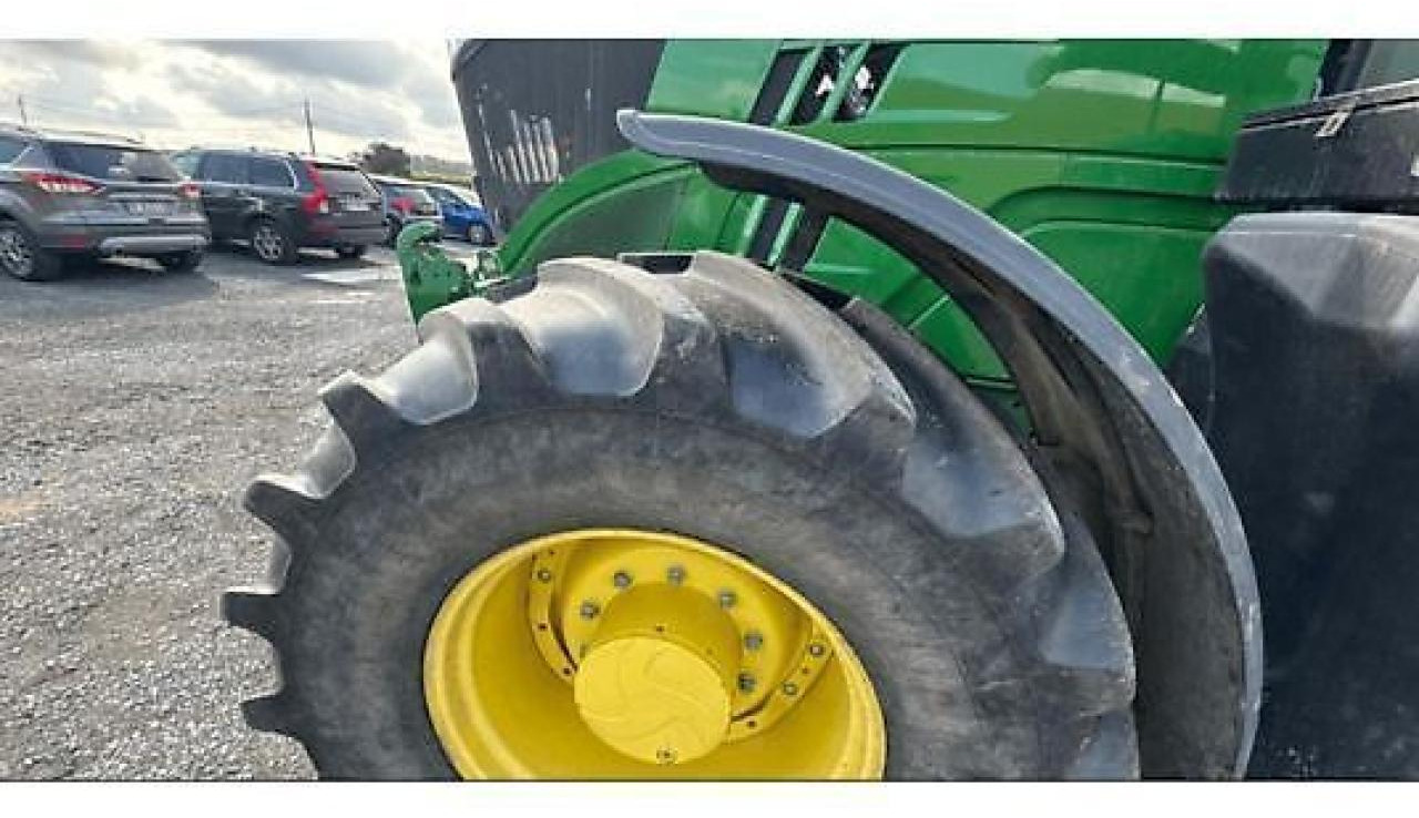 John Deere 6175m - Farm tractor: picture 5 John Deere 6175m - Farm tractor: picture 5