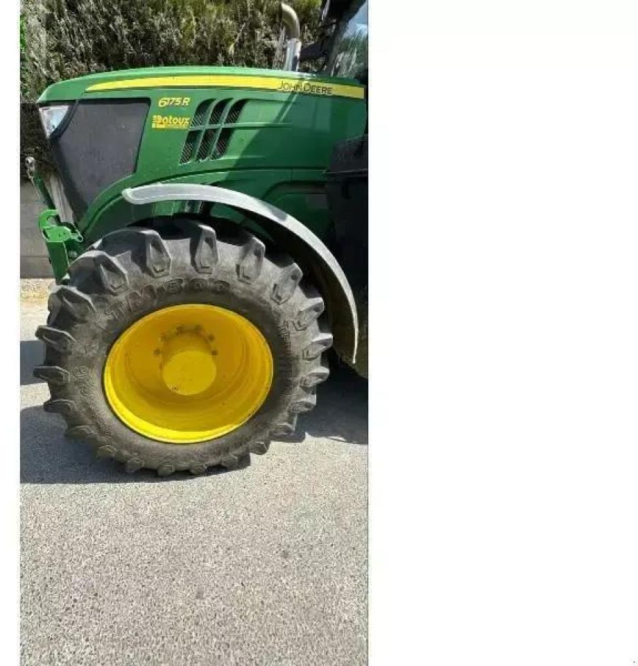 John Deere 6175r - Farm tractor: picture 3 John Deere 6175r - Farm tractor: picture 3