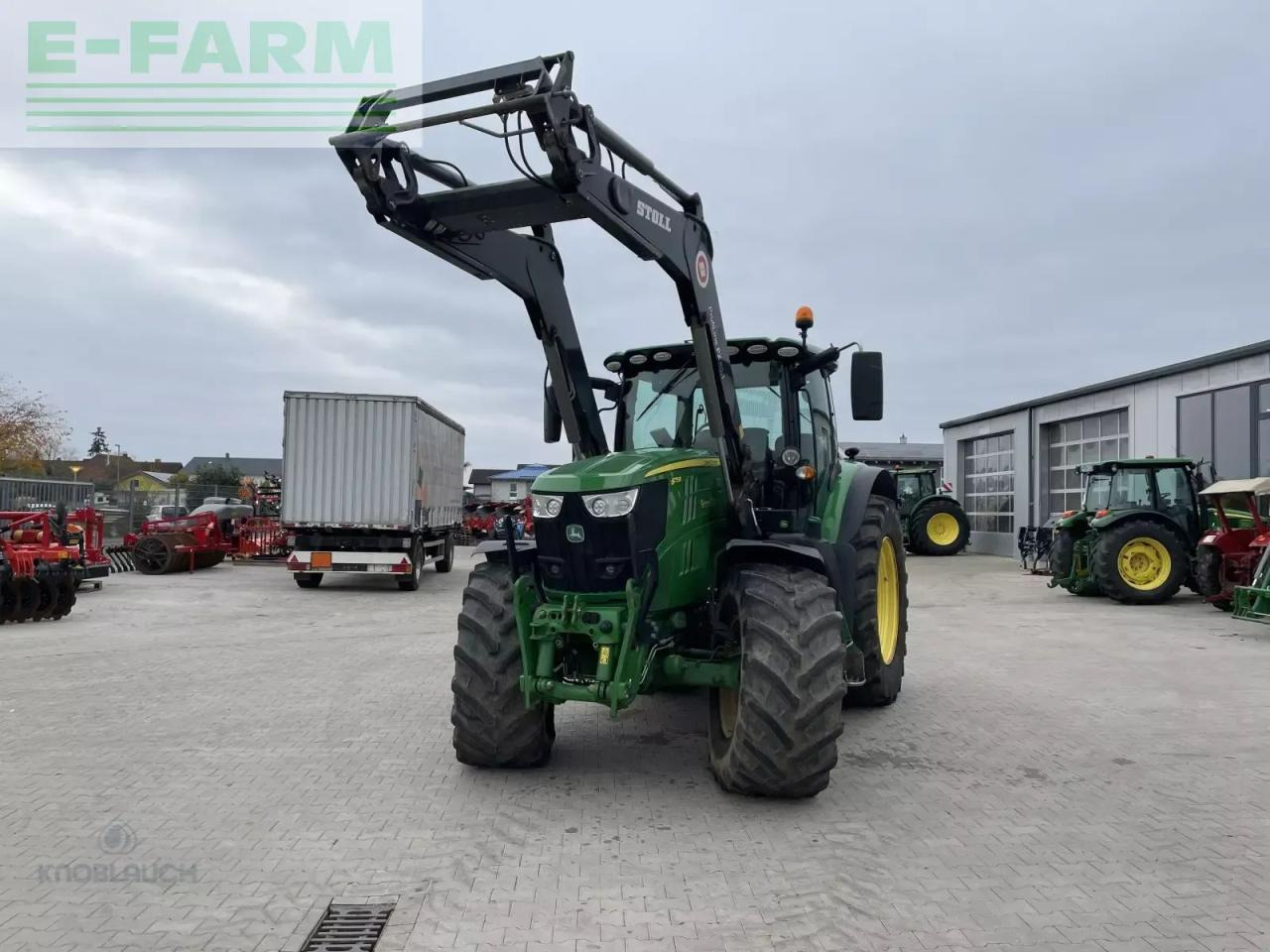 John Deere 6175r - Farm tractor: picture 3 John Deere 6175r - Farm tractor: picture 3