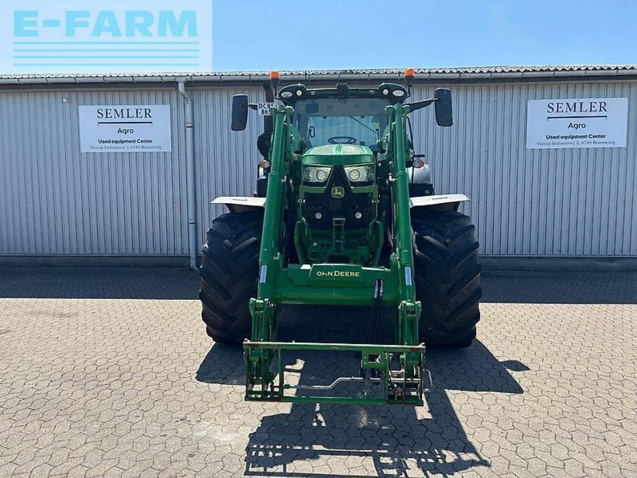 John Deere 6175r - Farm tractor: picture 2 John Deere 6175r - Farm tractor: picture 2