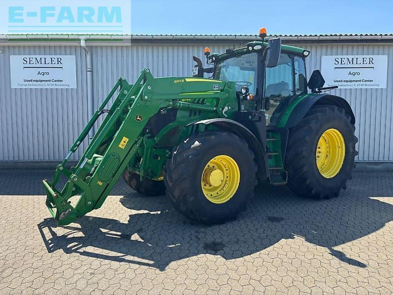 John Deere 6175r - Farm tractor: picture 1 John Deere 6175r - Farm tractor: picture 1