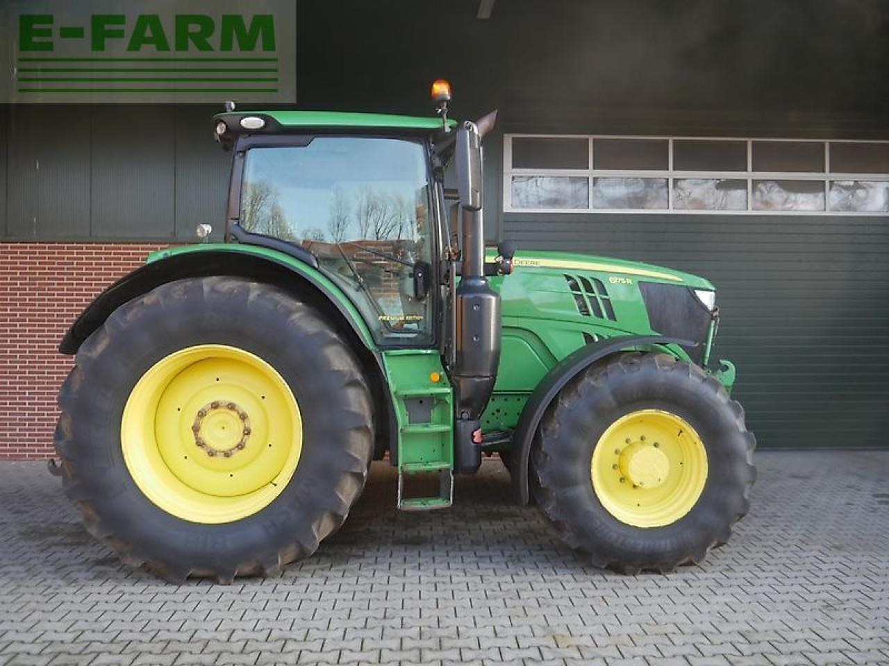 John Deere 6175r autopowr atr - Farm tractor: picture 4 John Deere 6175r autopowr atr - Farm tractor: picture 4