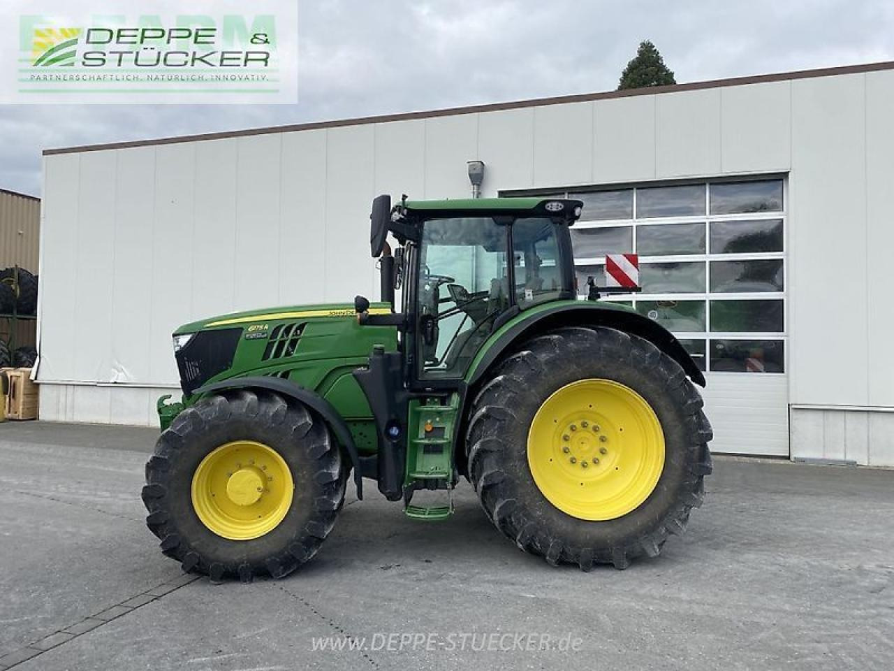 John Deere 6175r commandpro - Farm tractor: picture 2 John Deere 6175r commandpro - Farm tractor: picture 2