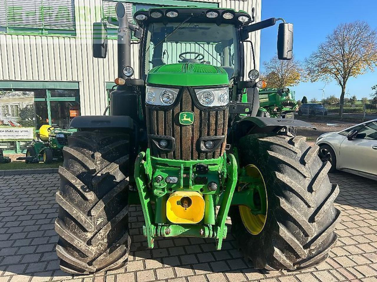 John Deere 6175r - motor neu - Farm tractor: picture 2 John Deere 6175r - motor neu - Farm tractor: picture 2