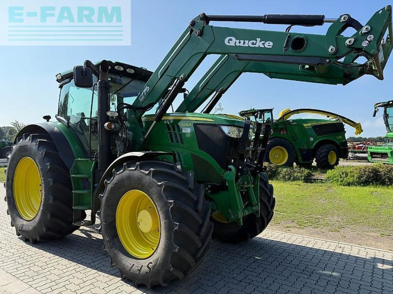 John Deere 6210r - Farm tractor: picture 1 John Deere 6210r - Farm tractor: picture 1