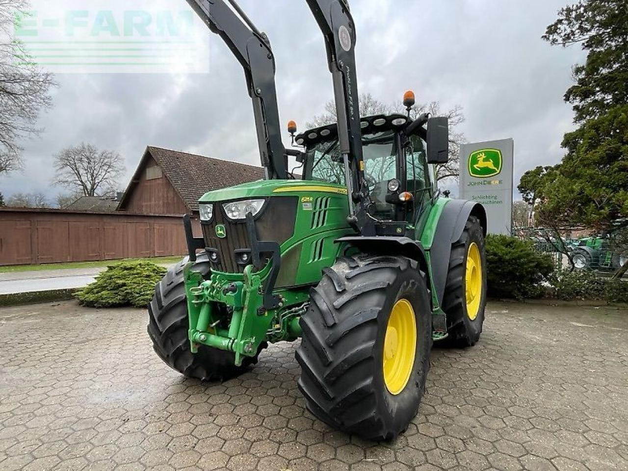 John Deere 6215r ap - Farm tractor: picture 1 John Deere 6215r ap - Farm tractor: picture 1