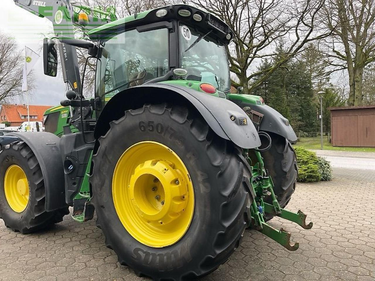 John Deere 6215r ap - Farm tractor: picture 3 John Deere 6215r ap - Farm tractor: picture 3