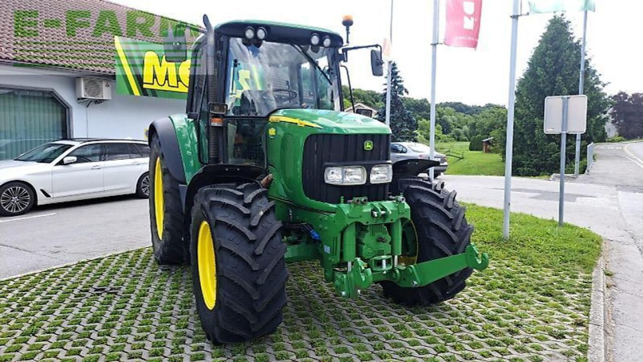 John Deere 6220 premium - Farm tractor: picture 2 John Deere 6220 premium - Farm tractor: picture 2