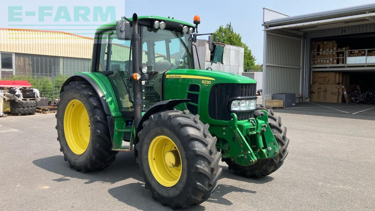 John Deere 6230 P - Farm tractor: picture 4 John Deere 6230 P - Farm tractor: picture 4