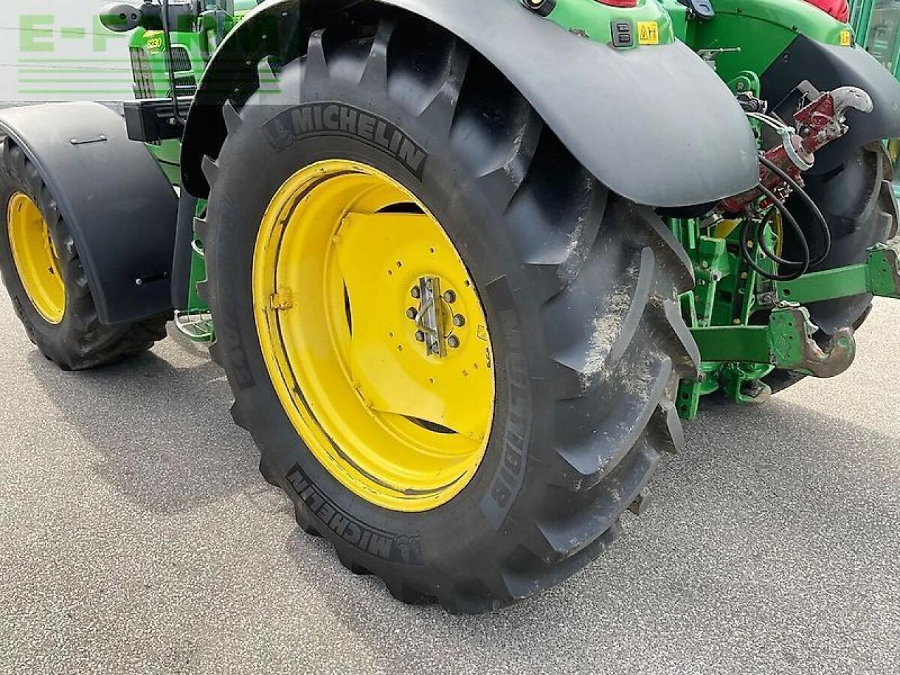 Farm tractor John Deere 6230 premium: picture 16