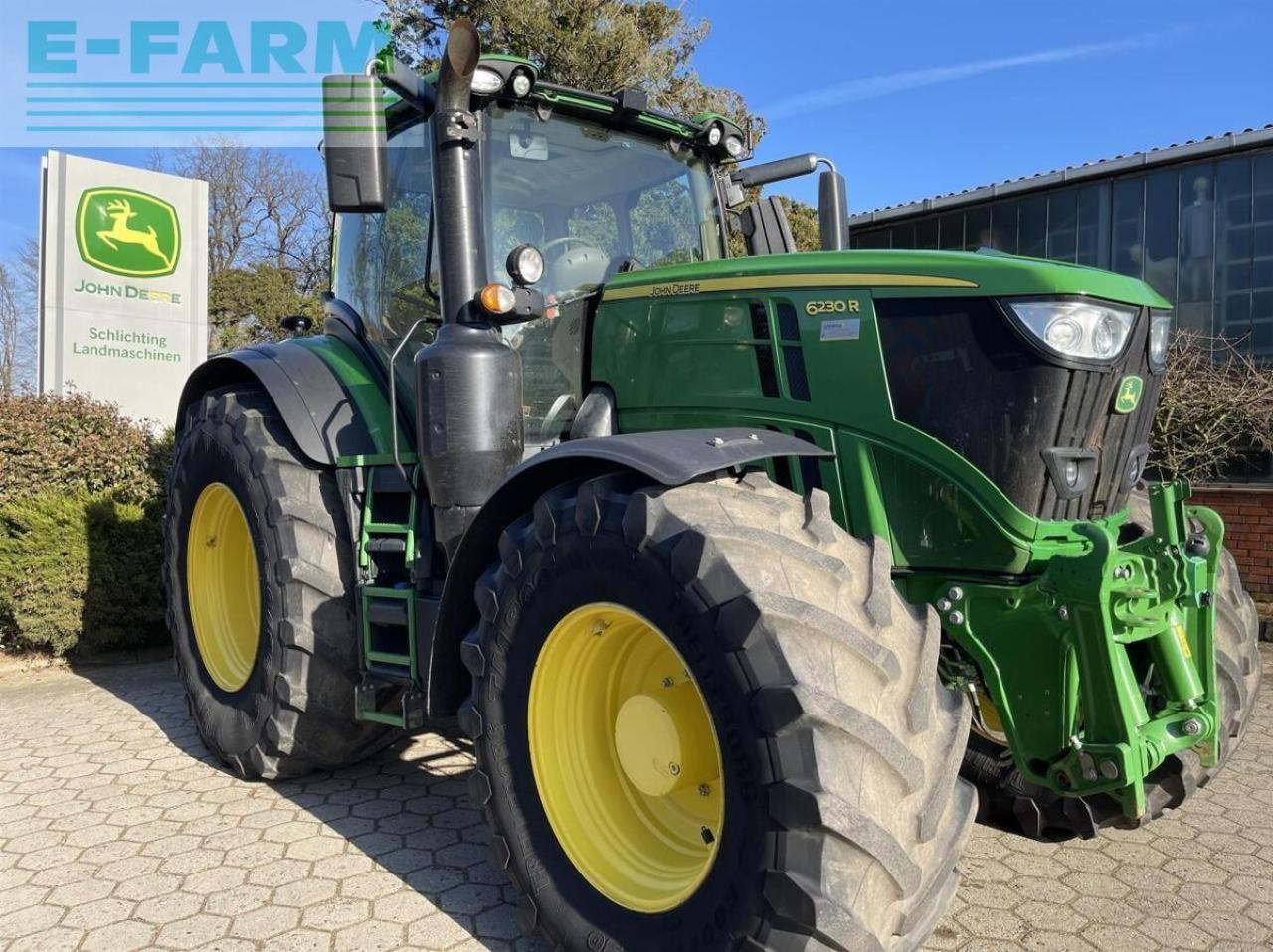 John Deere 6230r comandpro 50km at vorb. - Farm tractor: picture 1 John Deere 6230r comandpro 50km at vorb. - Farm tractor: picture 1