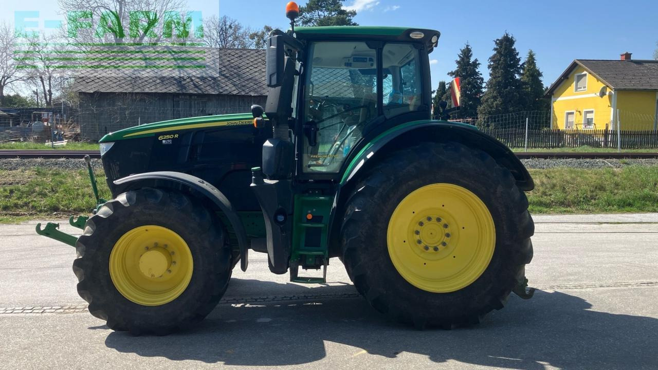 John Deere 6250R - Farm tractor: picture 2 John Deere 6250R - Farm tractor: picture 2