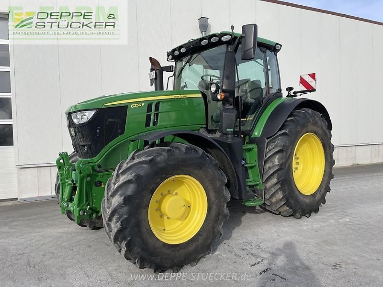 John Deere 6250r - Farm tractor: picture 1 John Deere 6250r - Farm tractor: picture 1