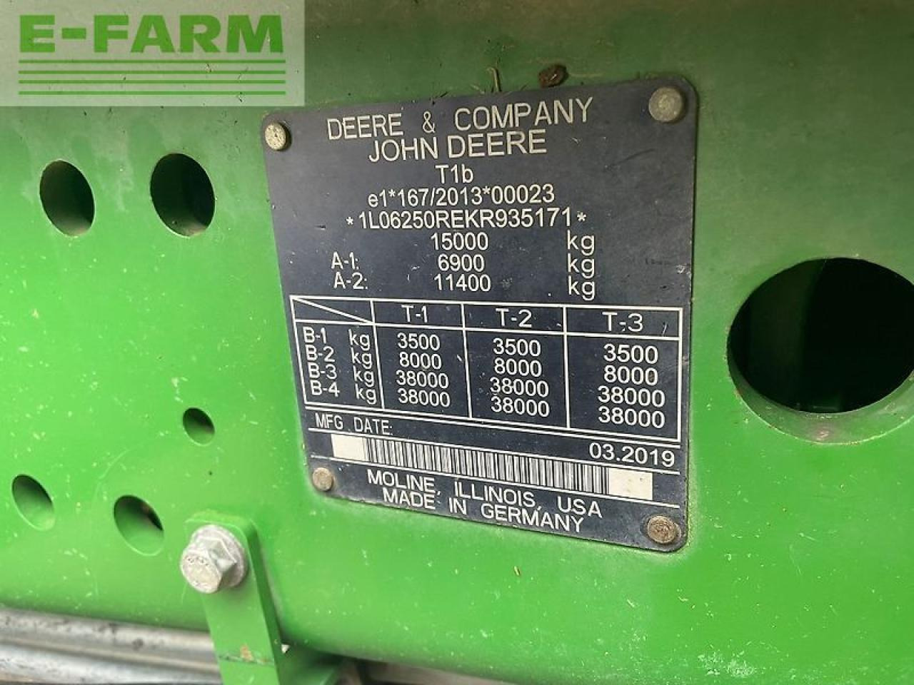 John Deere 6250r - Farm tractor: picture 5 John Deere 6250r - Farm tractor: picture 5