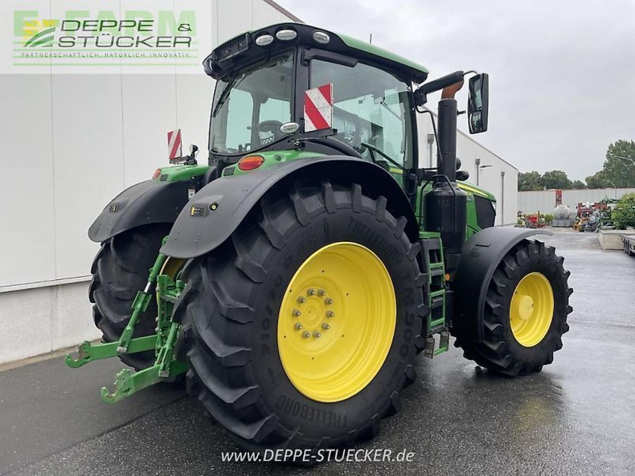 John Deere 6250r - Farm tractor: picture 2 John Deere 6250r - Farm tractor: picture 2