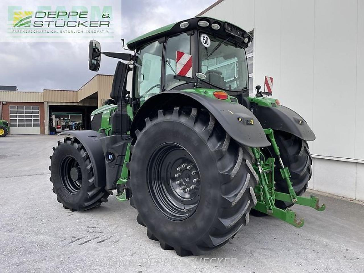 Farm tractor John Deere 6250r: picture 11