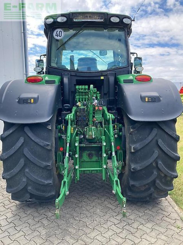 John Deere 6250r - Farm tractor: picture 3 John Deere 6250r - Farm tractor: picture 3
