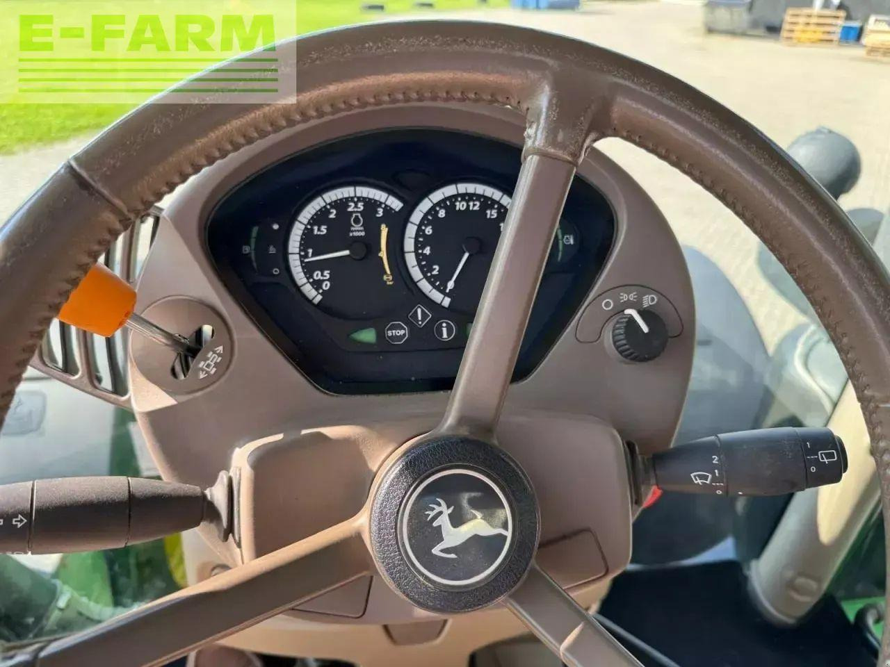 John Deere 6250r - Farm tractor: picture 2 John Deere 6250r - Farm tractor: picture 2