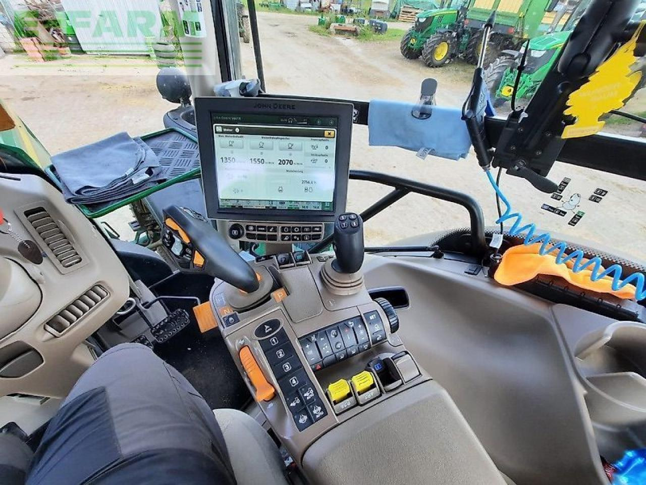 John Deere 6250r - Farm tractor: picture 5 John Deere 6250r - Farm tractor: picture 5