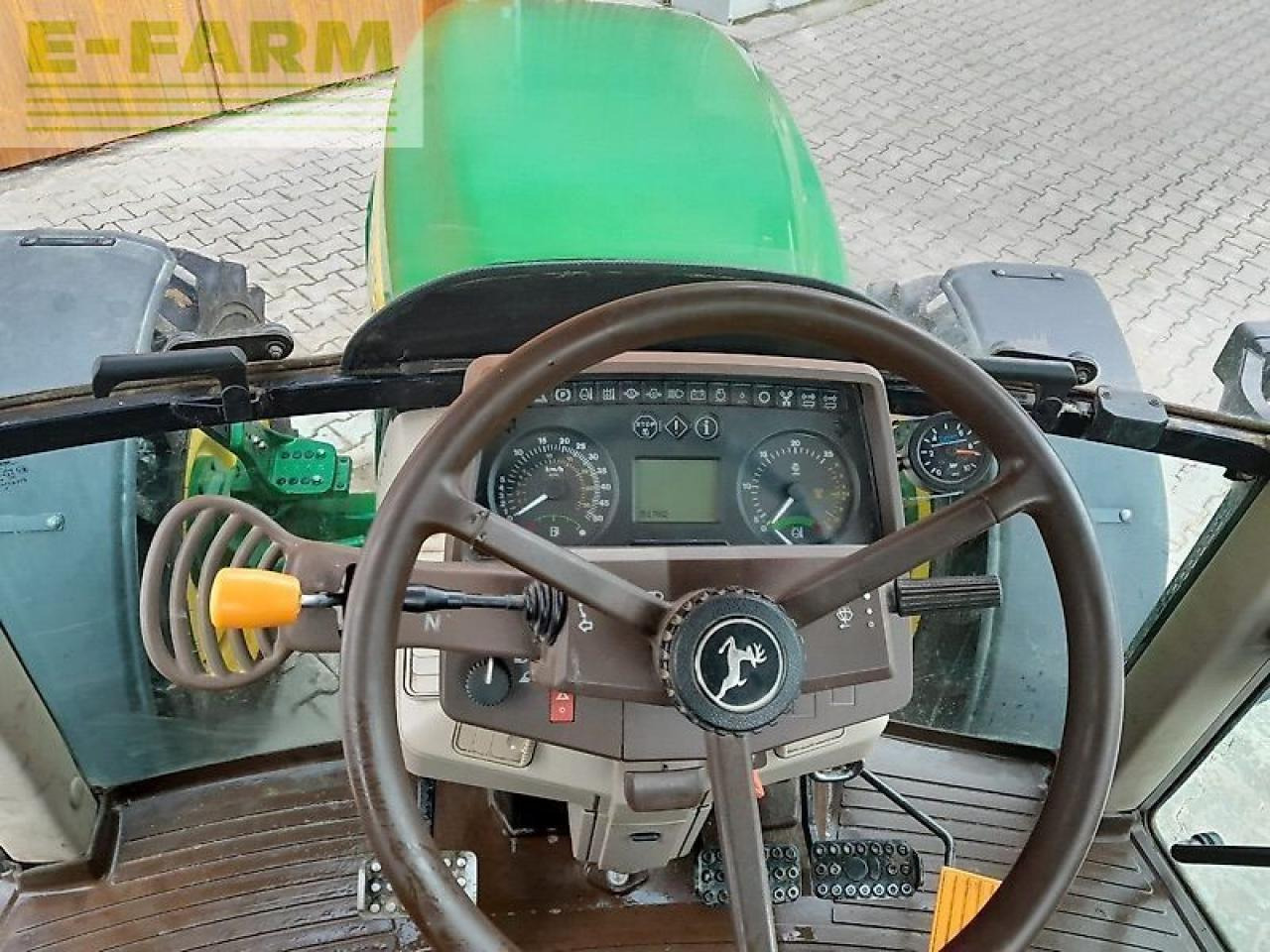 John Deere 6320 premium - Farm tractor: picture 5 John Deere 6320 premium - Farm tractor: picture 5