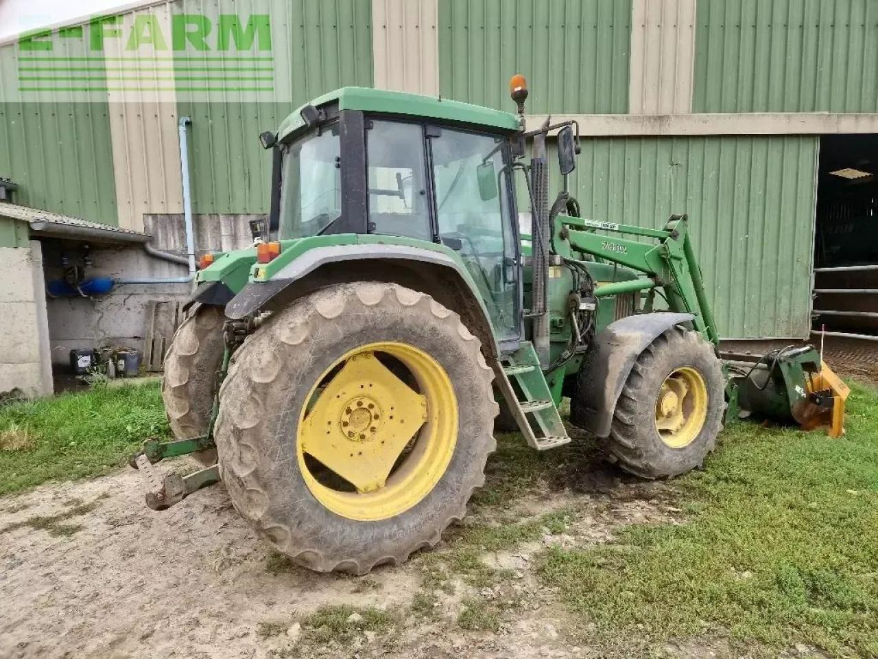 Farm tractor John Deere 6510: picture 6