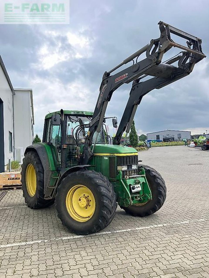 John Deere 6810 - Farm tractor: picture 2 John Deere 6810 - Farm tractor: picture 2