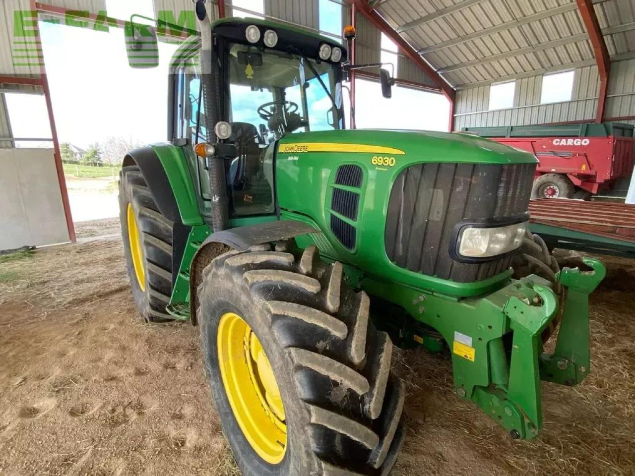 John Deere 6930 premium - Farm tractor: picture 2 John Deere 6930 premium - Farm tractor: picture 2