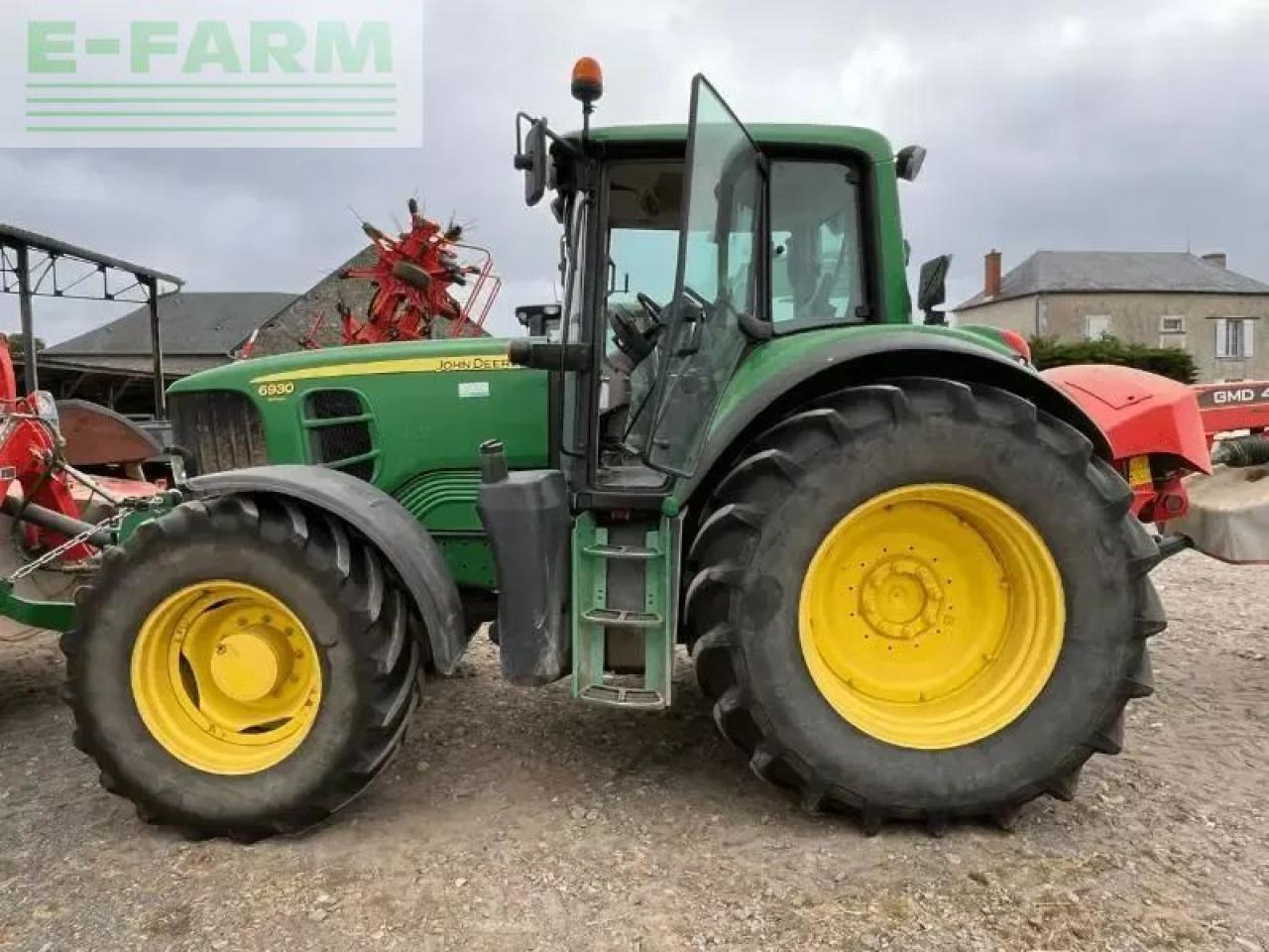 John Deere 6930 premium - Farm tractor: picture 3 John Deere 6930 premium - Farm tractor: picture 3