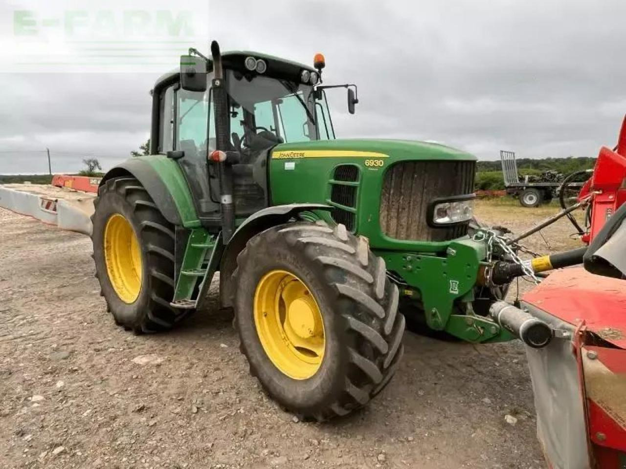 John Deere 6930 premium - Farm tractor: picture 2 John Deere 6930 premium - Farm tractor: picture 2