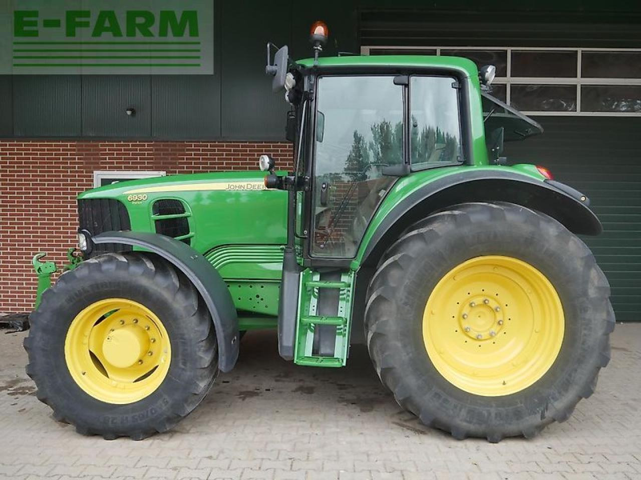 John Deere 6930 premium autopowr - Farm tractor: picture 4 John Deere 6930 premium autopowr - Farm tractor: picture 4
