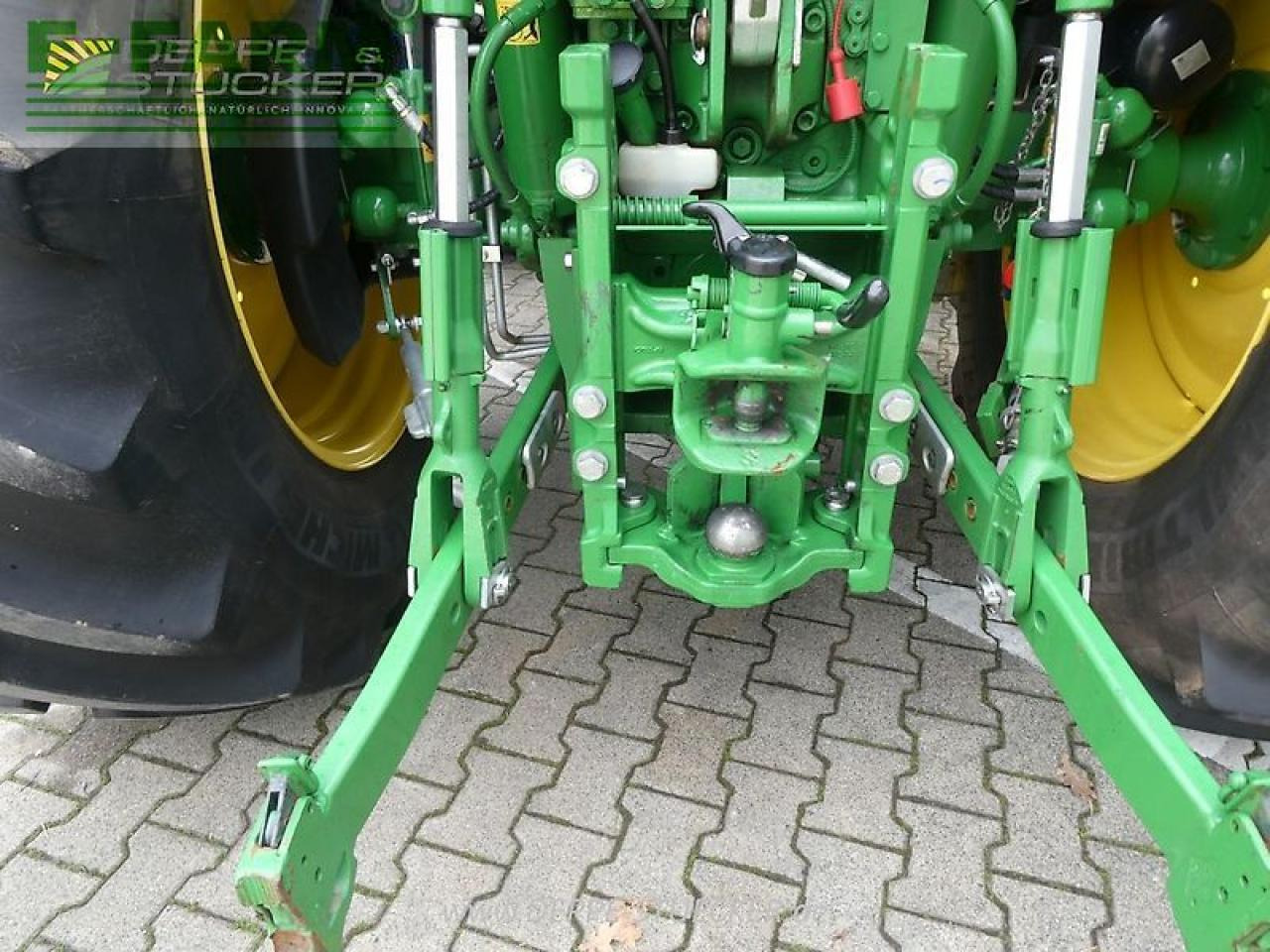 John Deere 6r 150 - Farm tractor: picture 5 John Deere 6r 150 - Farm tractor: picture 5