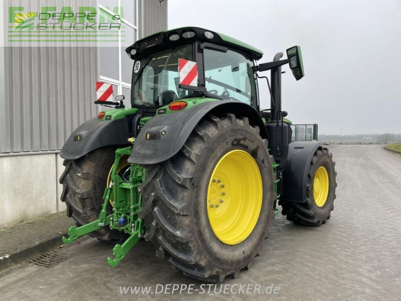 John Deere 6r 175 - Farm tractor: picture 2 John Deere 6r 175 - Farm tractor: picture 2