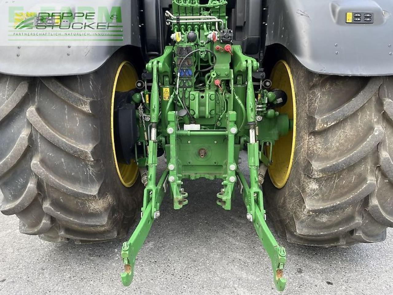 John Deere 6r 175 - Farm tractor: picture 5 John Deere 6r 175 - Farm tractor: picture 5