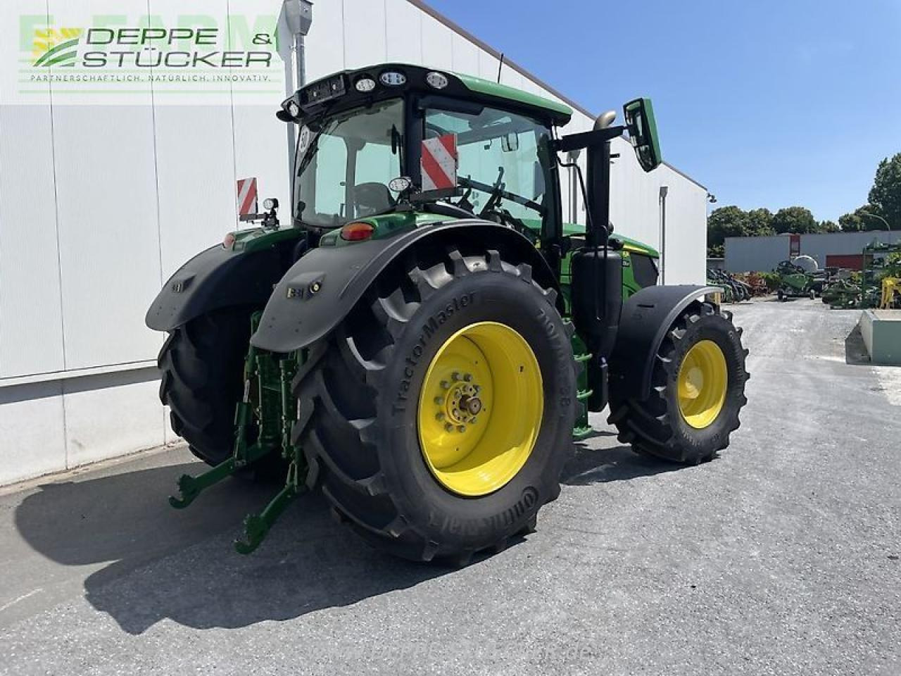 John Deere 6r 185 - Farm tractor: picture 2 John Deere 6r 185 - Farm tractor: picture 2
