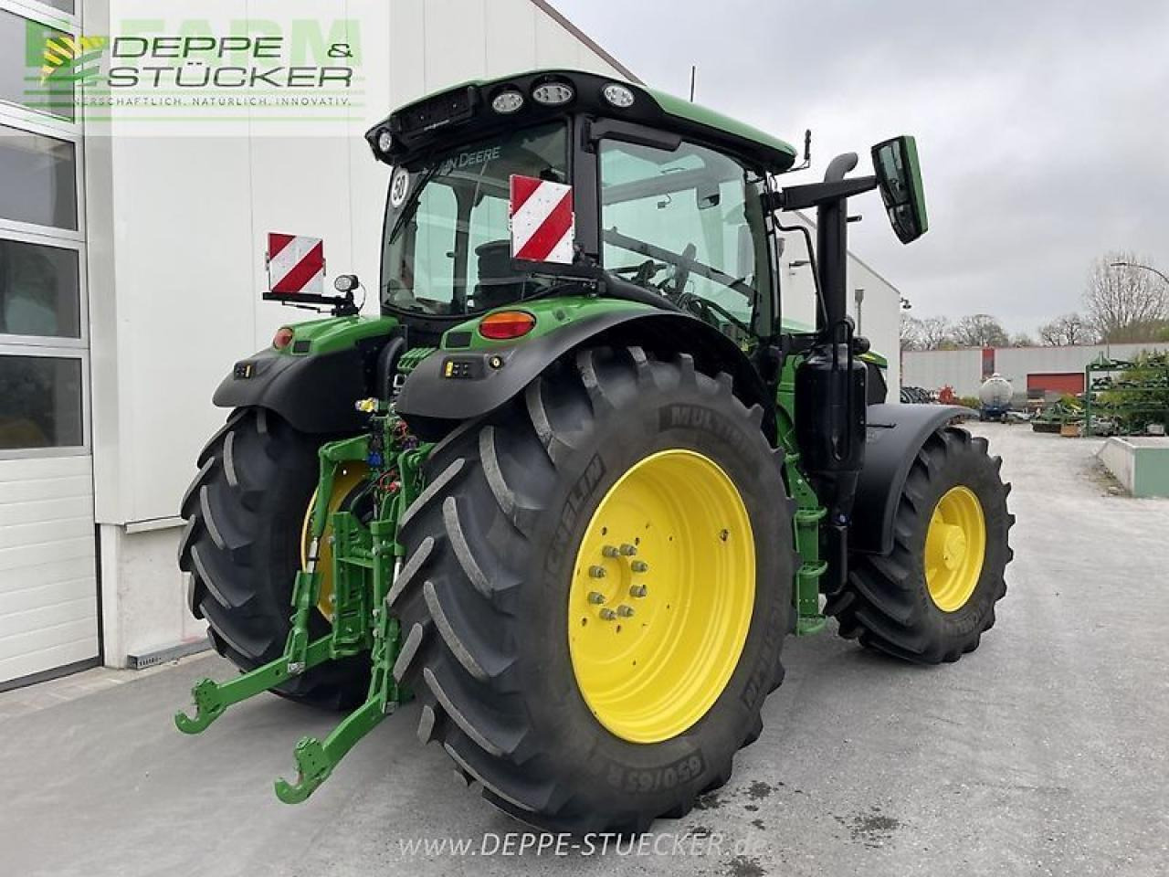 John Deere 6r 185 - Farm tractor: picture 2 John Deere 6r 185 - Farm tractor: picture 2