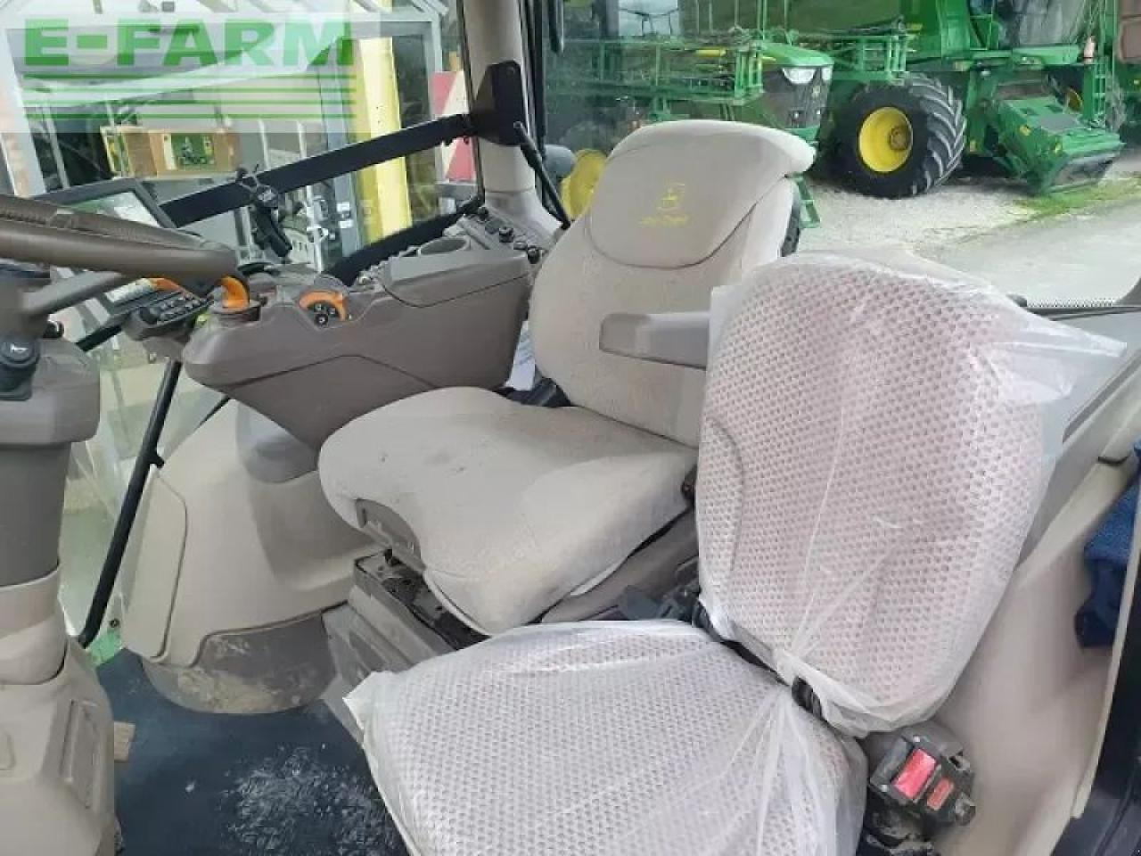 John Deere 6r 195 - Farm tractor: picture 5 John Deere 6r 195 - Farm tractor: picture 5