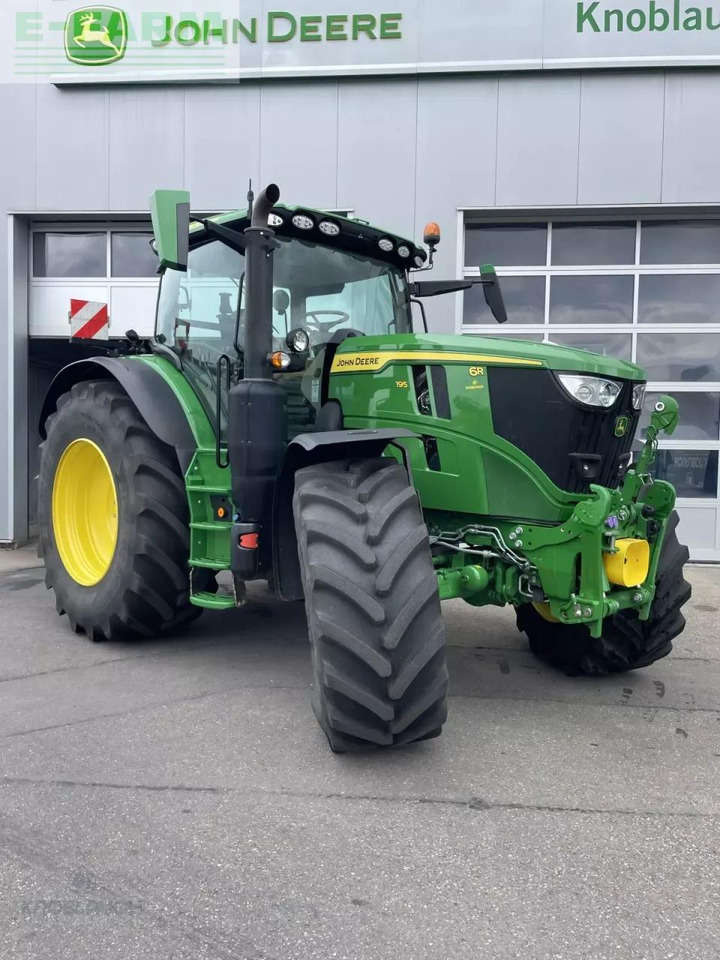 John Deere 6r 195 - Farm tractor: picture 1 John Deere 6r 195 - Farm tractor: picture 1