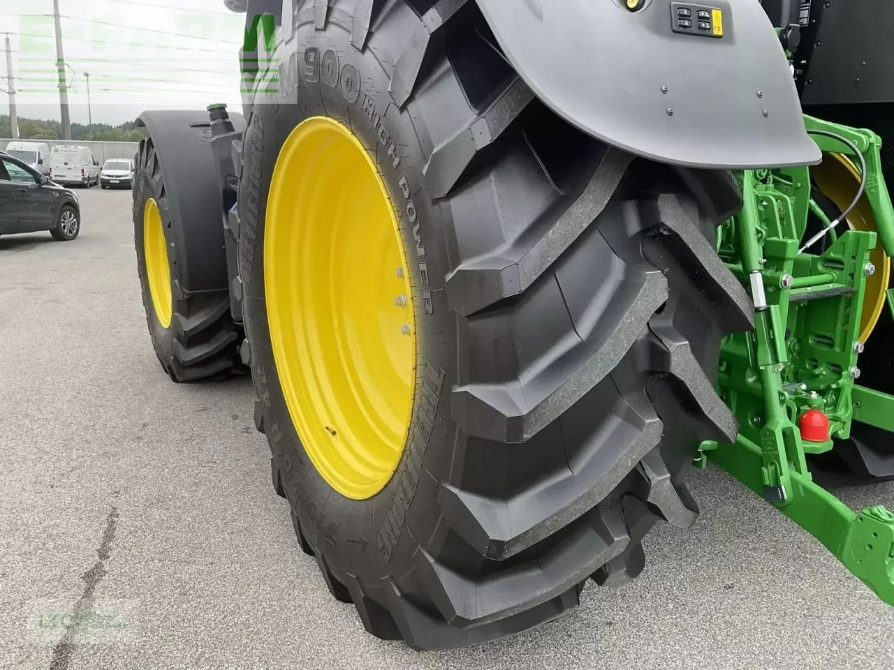 Farm tractor John Deere 6r 250: picture 16