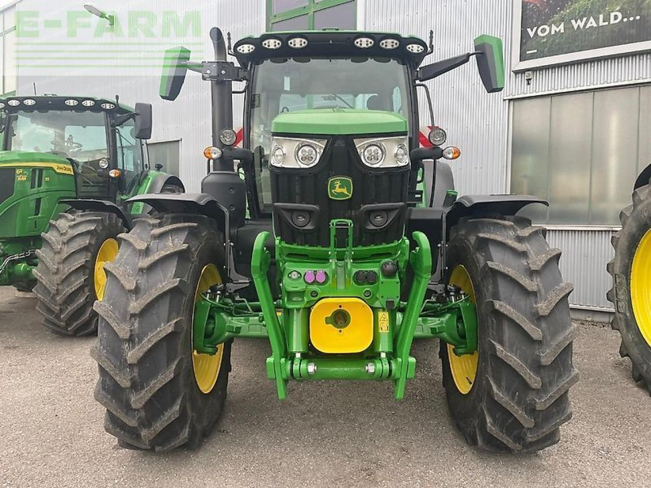 John Deere 6r155 / 6r 155 - Farm tractor: picture 3 John Deere 6r155 / 6r 155 - Farm tractor: picture 3