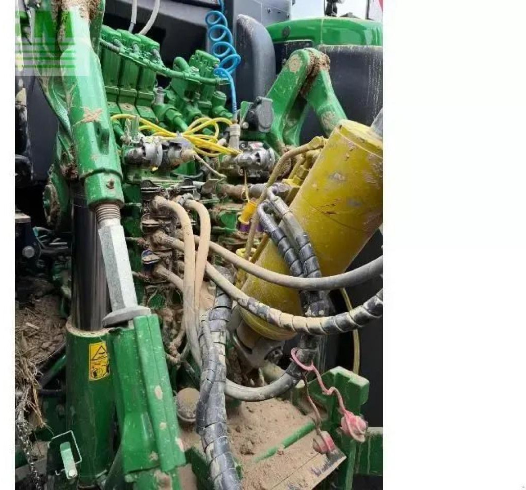 Farm tractor John Deere 6r250: picture 8