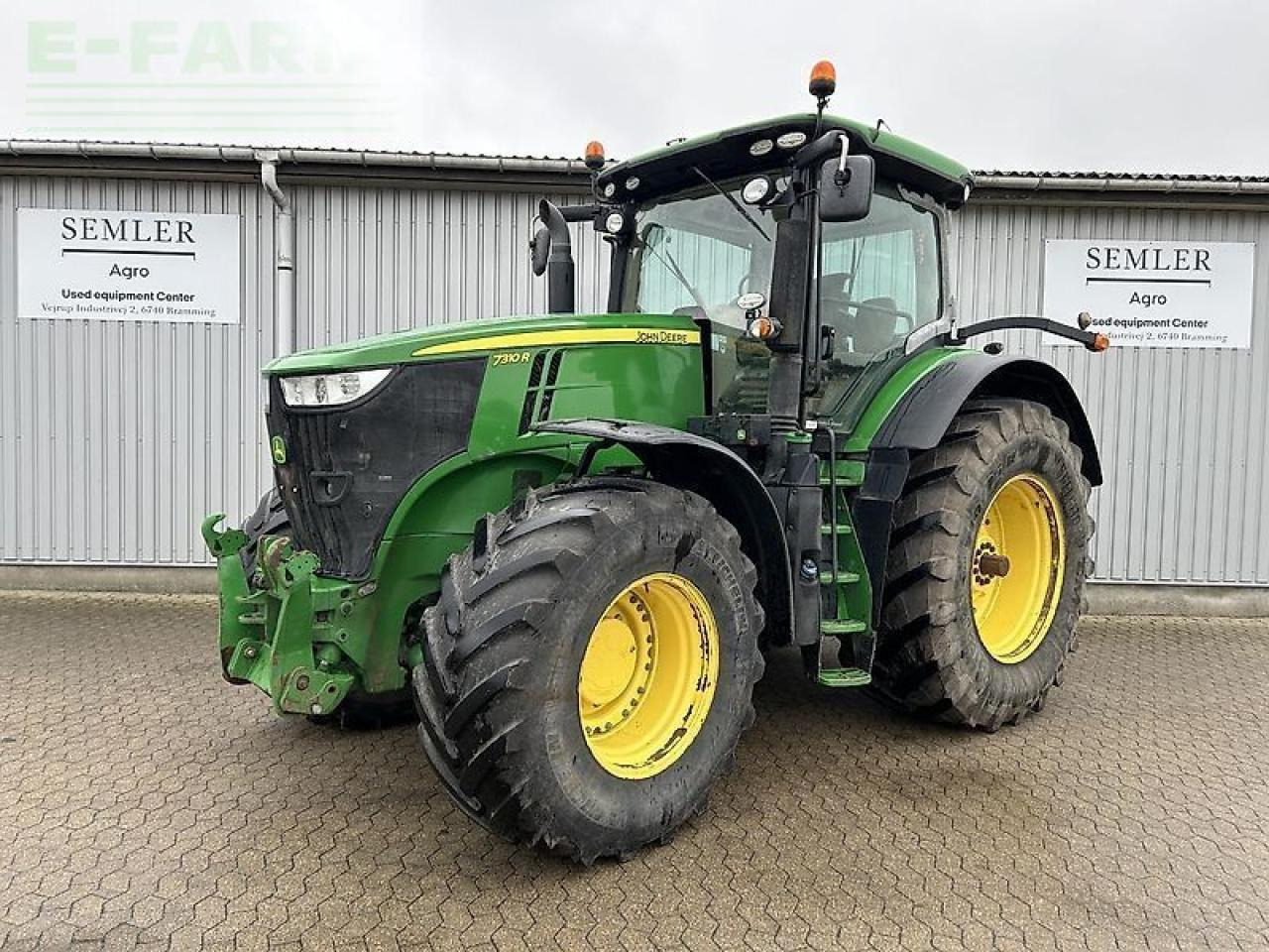 John Deere 7310r - Farm tractor: picture 1 John Deere 7310r - Farm tractor: picture 1