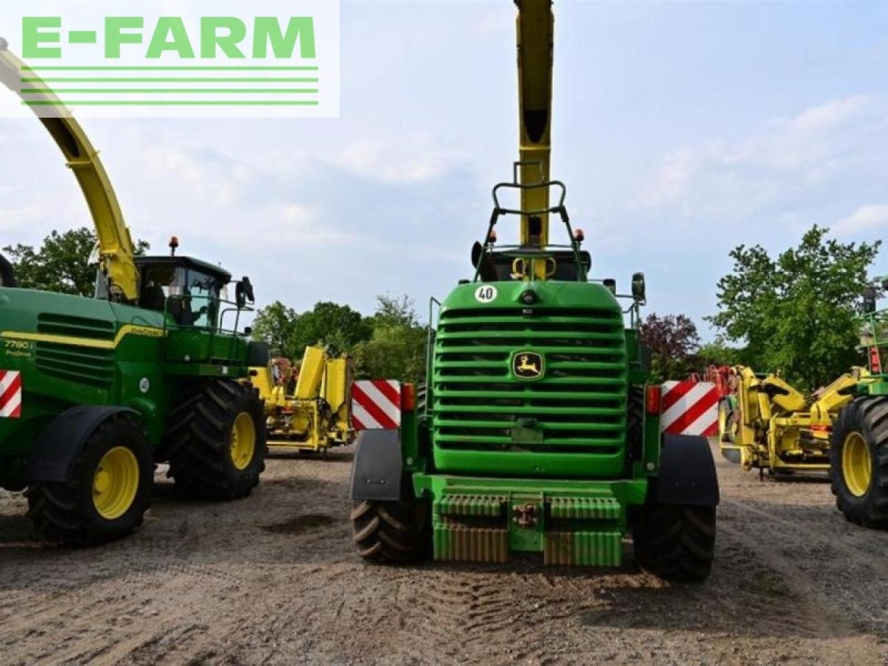 John Deere 7750i prodrive - Forage harvester: picture 4 John Deere 7750i prodrive - Forage harvester: picture 4
