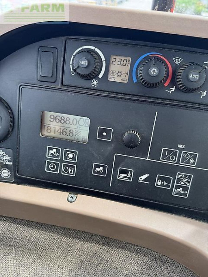 John Deere 7920 - Farm tractor: picture 5 John Deere 7920 - Farm tractor: picture 5