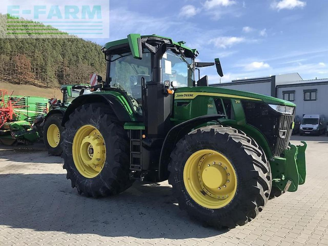 John Deere 7r 350 - Farm tractor: picture 1 John Deere 7r 350 - Farm tractor: picture 1