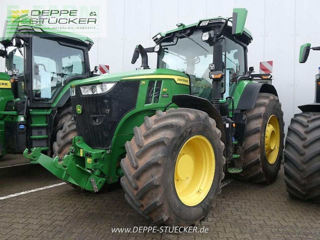 John Deere 7r 350 - Farm tractor: picture 1 John Deere 7r 350 - Farm tractor: picture 1