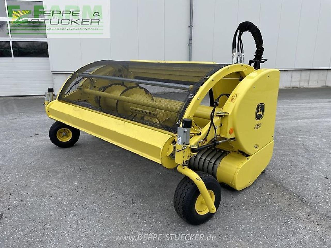 John Deere 8200i mit kemper 345 und kemper 639 - Forage harvester: picture 3 John Deere 8200i mit kemper 345 und kemper 639 - Forage harvester: picture 3