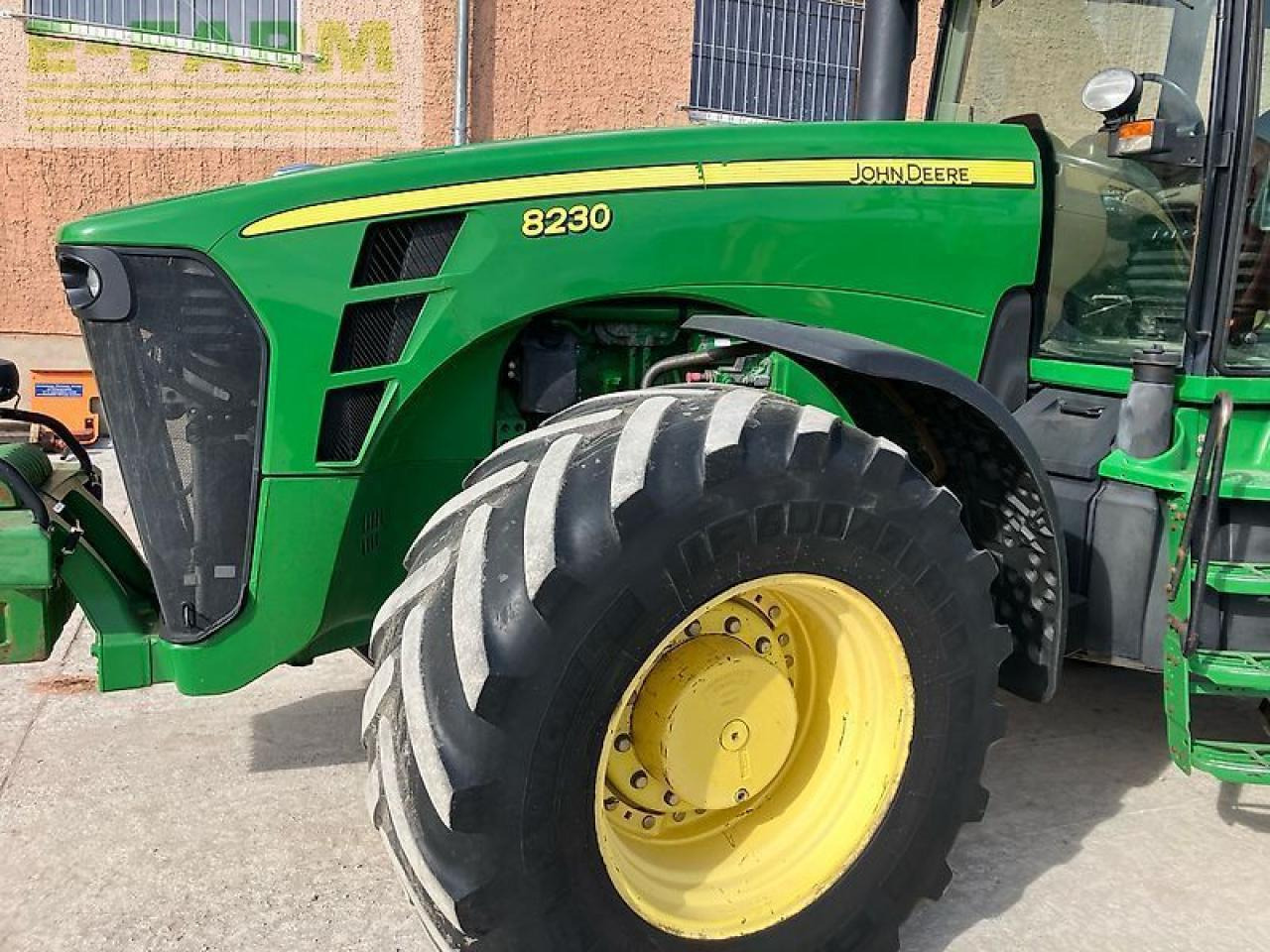 Farm tractor John Deere 8230 ils, powr shift: picture 11