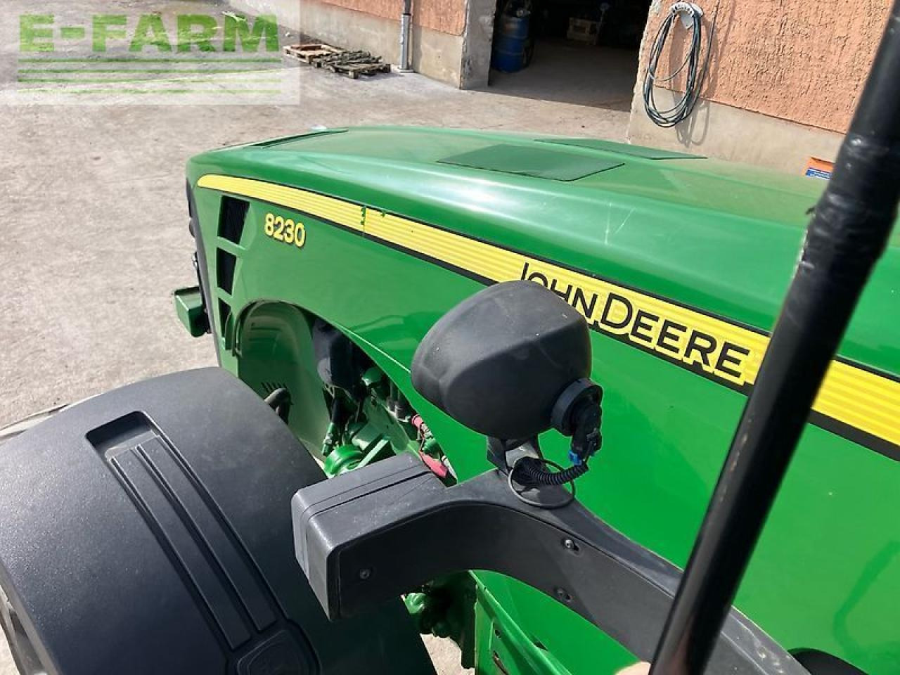 Farm tractor John Deere 8230 ils, powr shift: picture 12